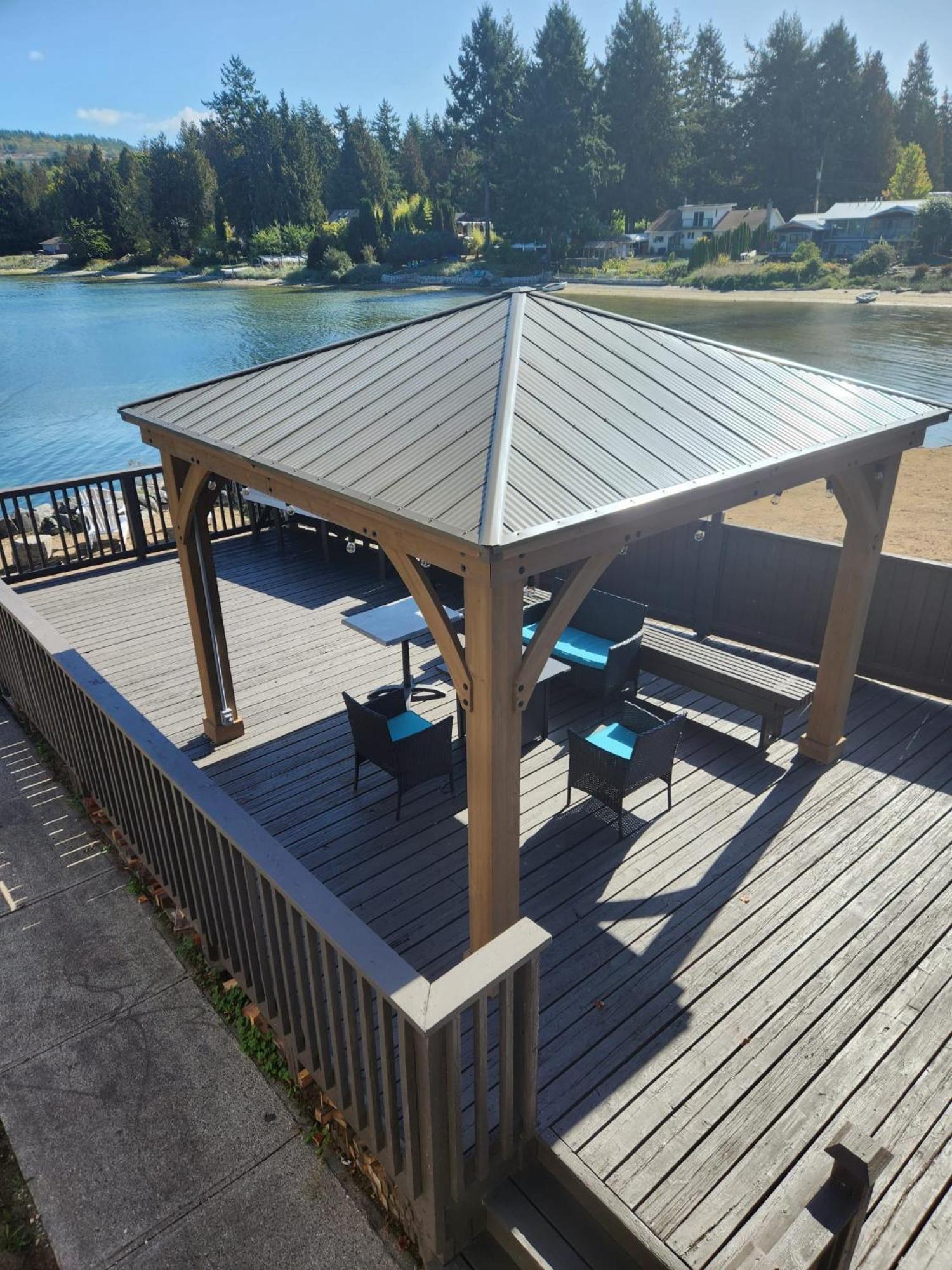 The Spot At Porpoise Bay Motel Sechelt Dış mekan fotoğraf